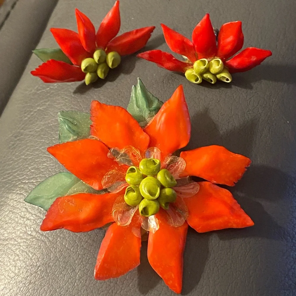 Vintage Hand Made Christmas Poinsettia Flower Brooch Matching Screw Back Earring